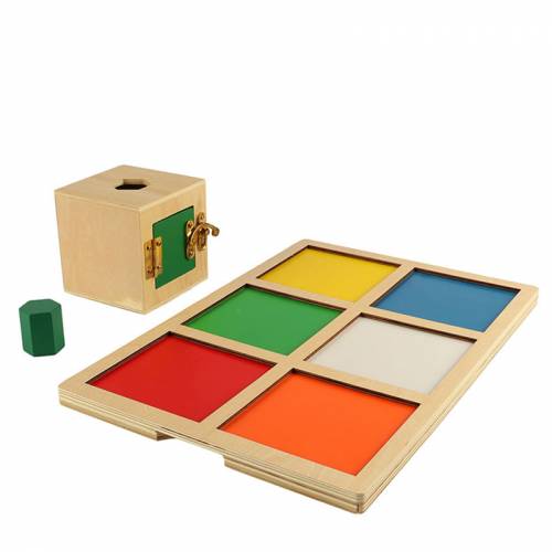 Bandeja con 6 cajas de cerraduras y formas Montessori para todos Juguetes Sensoriales