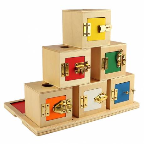 Bandeja con 6 cajas de cerraduras y formas Montessori para todos Juguetes Sensoriales
