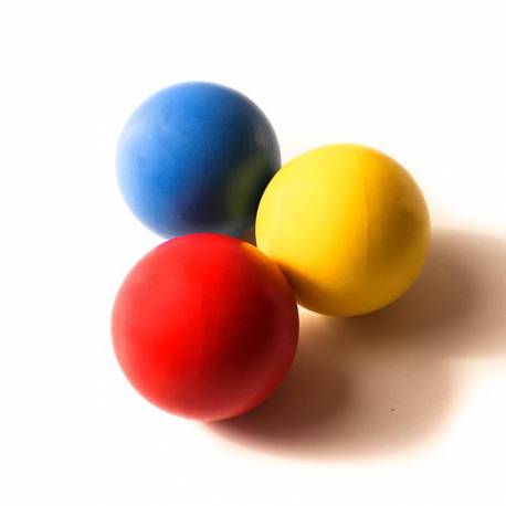 Bolas de madera en 3 colores  Bebés