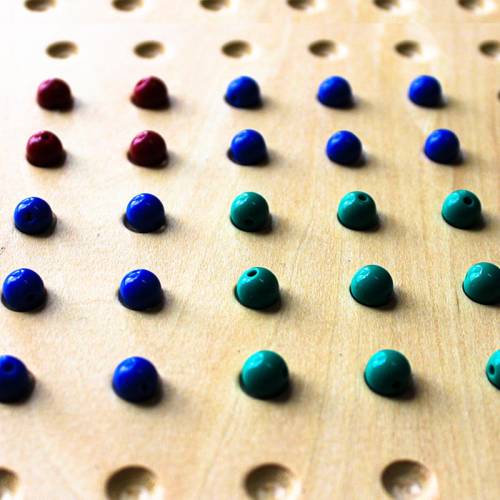 Cuentas de plástico color verdes (100 uds)  Perlas y Repuestos