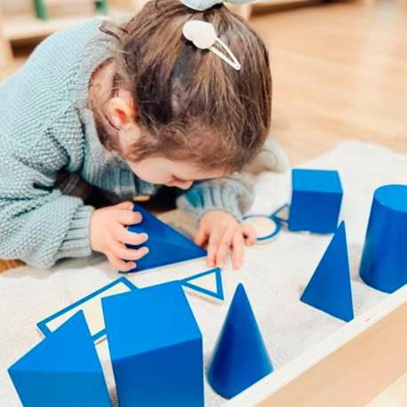 Sólidos geométricos azules Montessori para todos Sensorial