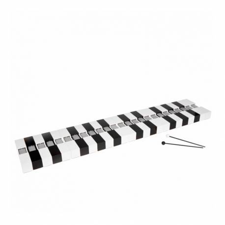 Toni bar con Baquetas