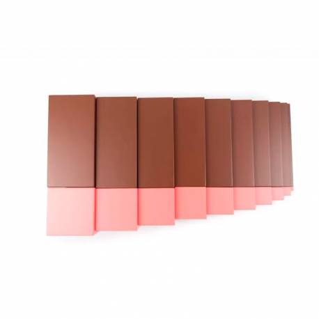 Escalera marrón Montessori para todos Sensorial