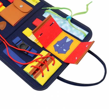 Custodia in feltro con Broches e Chiusura