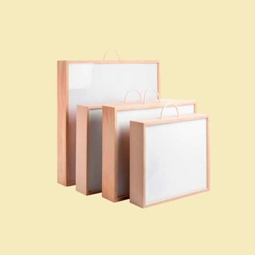 Caja de Luz de madera Pino  Mesa de Luz