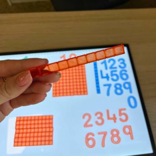 Base 10 per il tavolo leggero con numeri