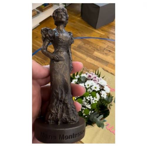 Figura di Maria Montessori