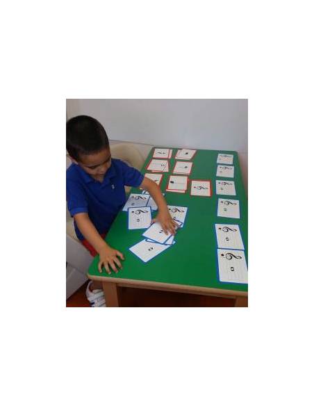 Formas 2D translúcidas para mesa de luz