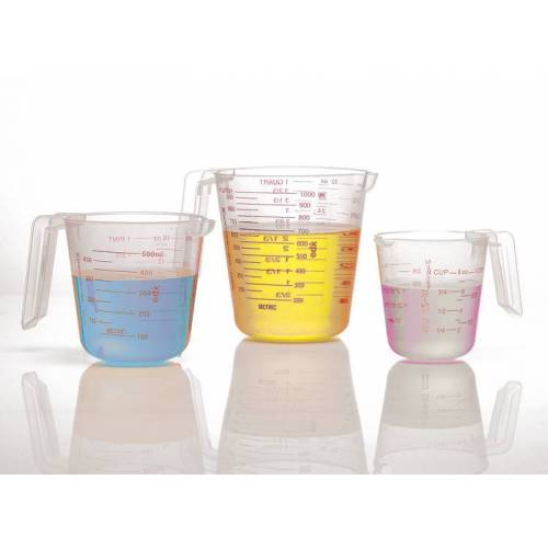 Jarras de capacidad en plástico