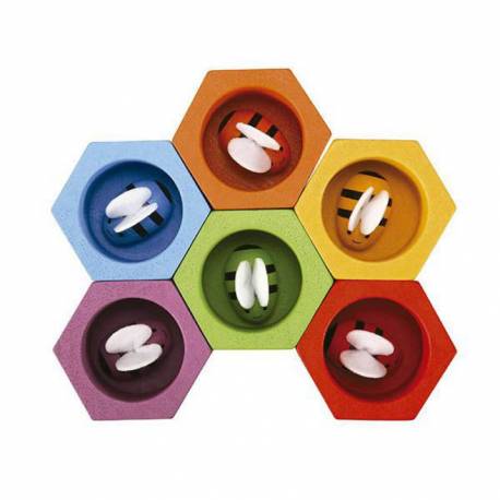 Abejas en la colmena de madera