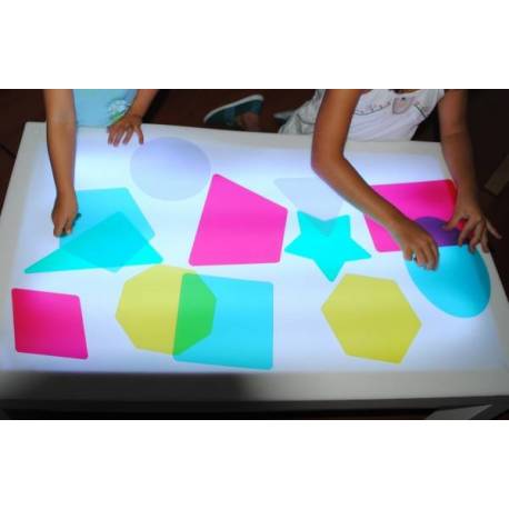 Formas 2D translúcidas para mesa de luz