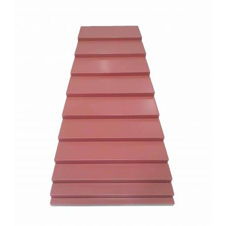Escalera marrón Montessori para todos Sensorial